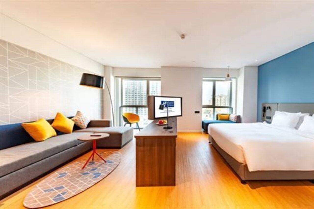 Holiday Inn Express Shanghai Baoyang By Ihg מראה חיצוני תמונה
